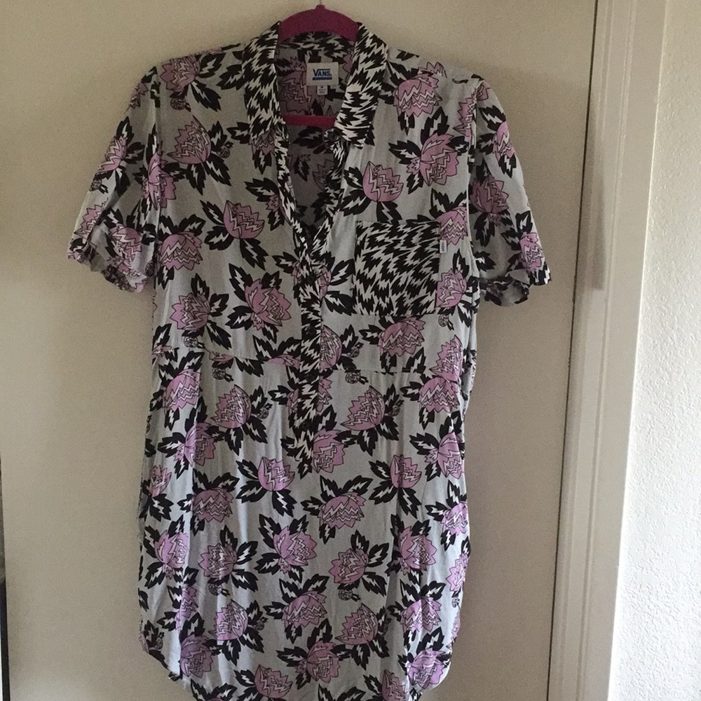 Vans juniors dress Size M NWT